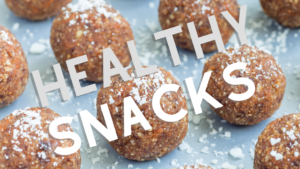 carrot bites with words "Healthy Snacks"